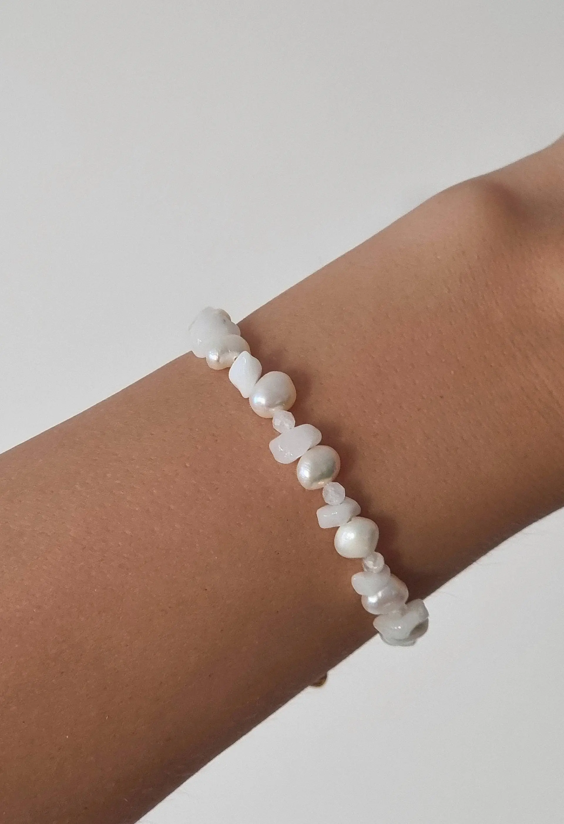 Freshwater pearl bracelet with moonstone & white quartz stones, stainless steel clasp