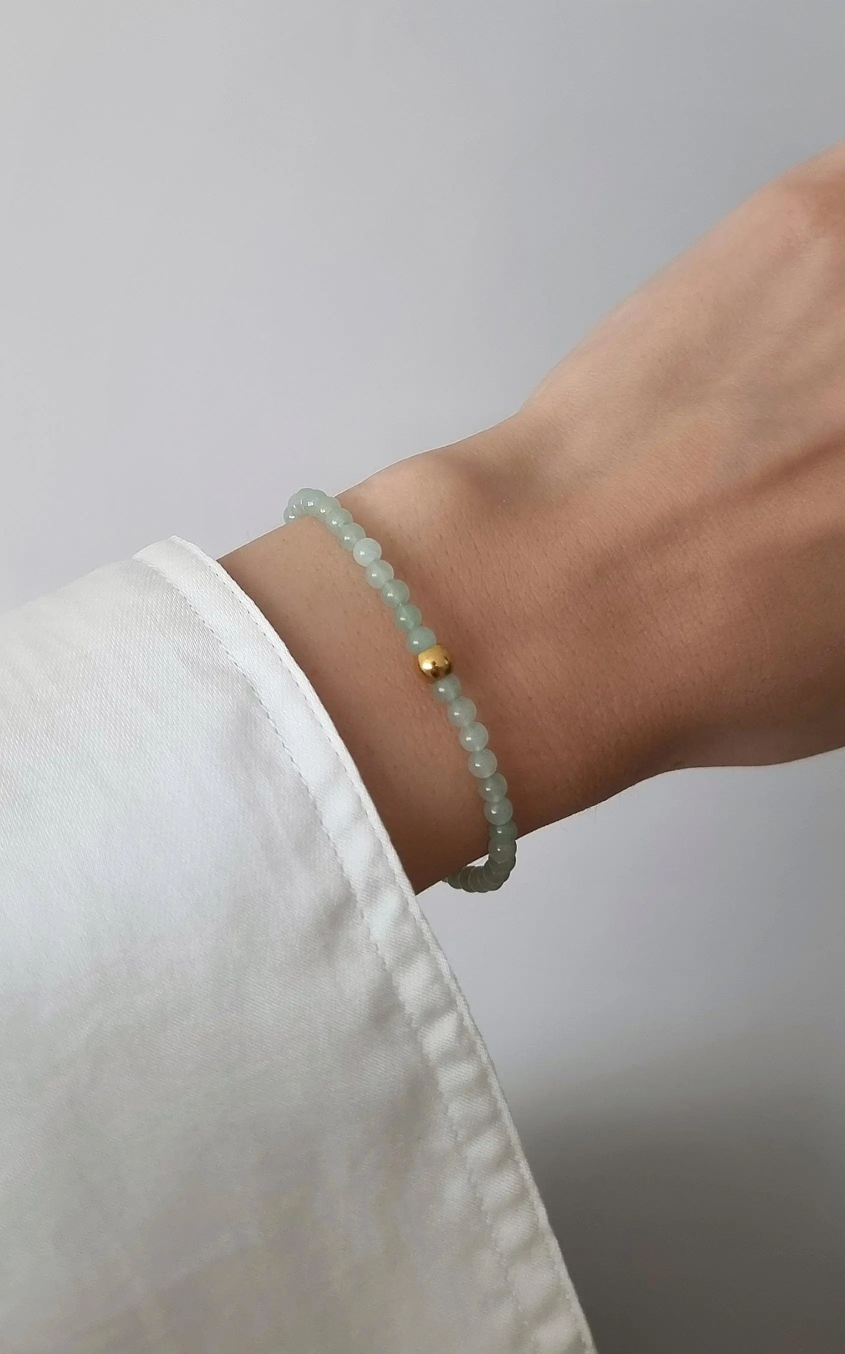 Minimalist semi-precious stone aventurine beaded bracelet with stainless steel spacer bead and clasp, waterproof