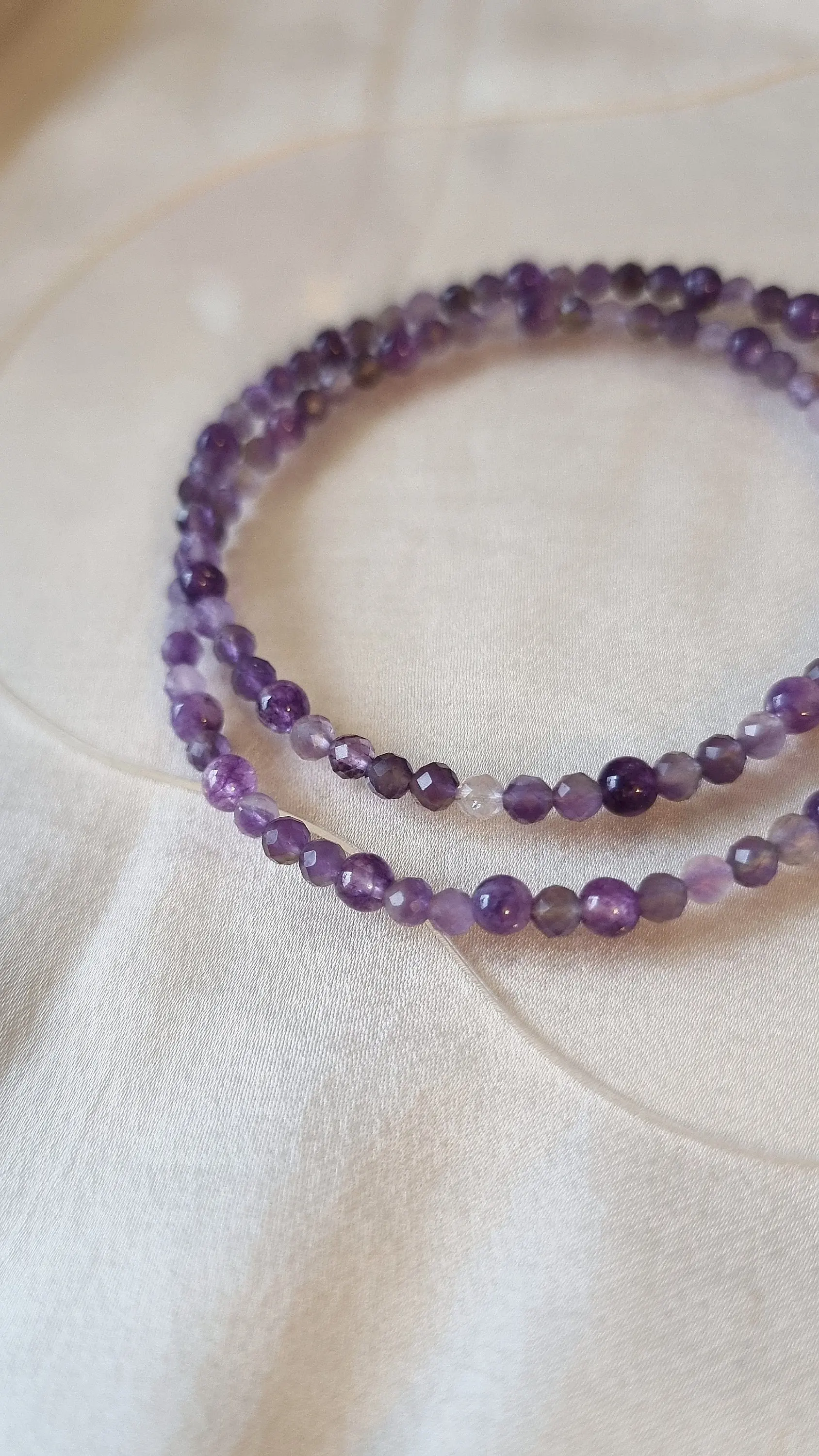 Delicate semi-precious amethyst necklace/choker, stainless steel