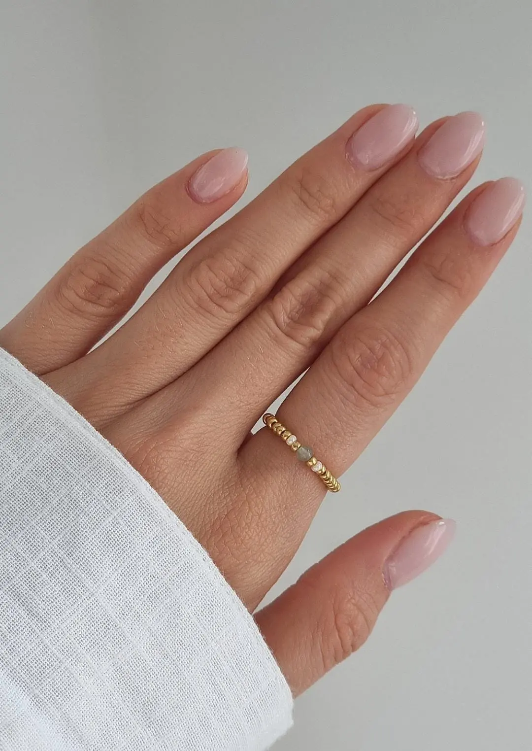 Delicate elastic beaded ring, semi-precious stone aventurine, gold-plated Miyuki beads