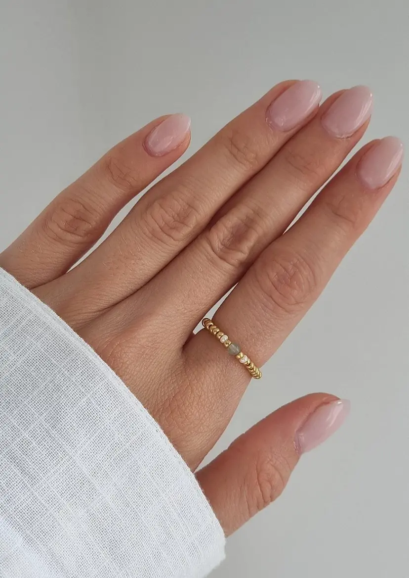 Delicate elastic beaded ring, semi-precious stone aventurine, gold-plated Miyuki beads