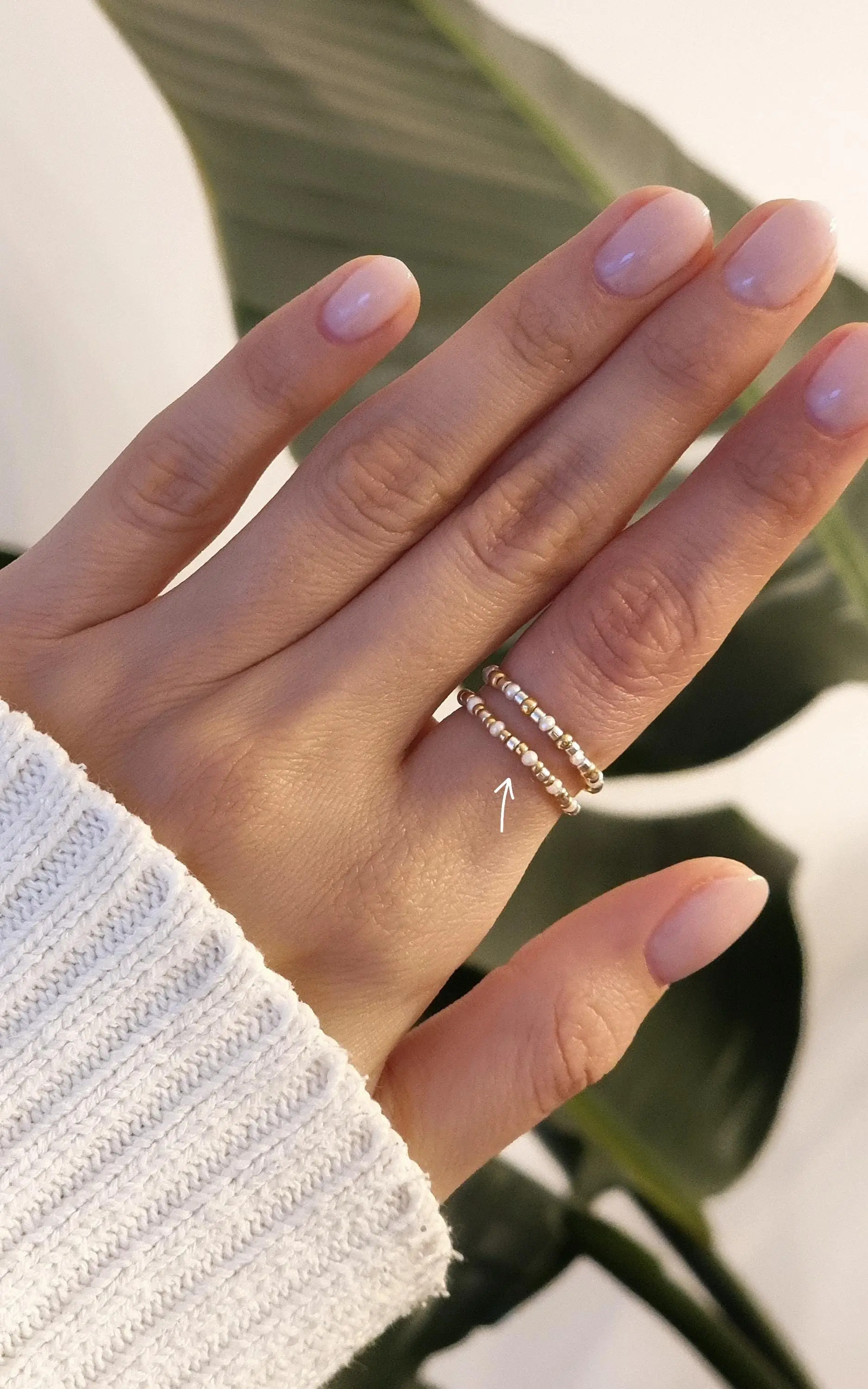 Delicate pearl ring with freshwater pearls, bicolor ring